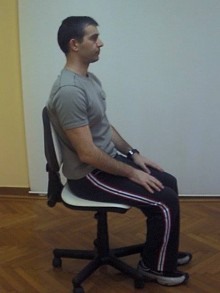 σωστή θέση καθίσματος