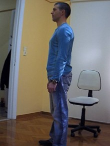 η σωστή θέση όρθιας στάσης