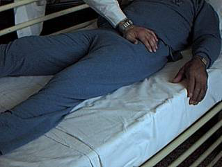 εξέταση σπαστικότητας κάτω άκρων για καθοριμό των μονάδων βουτυλλινικής τοξίνης που θα εγχυθούν στους σπαστικούς μυς που θα επιλεγούν